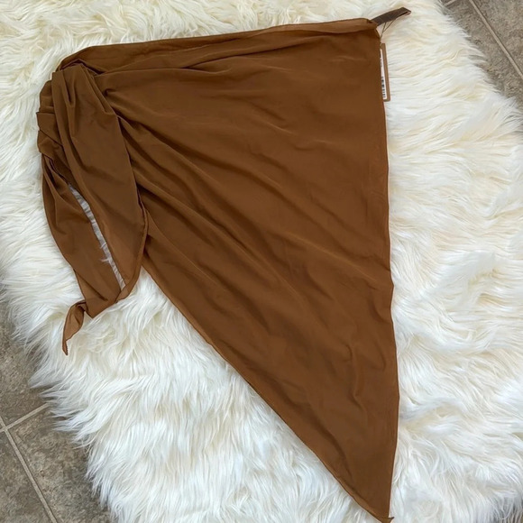 SKIMS Kim Kardashian Mesh swim Cover Sarong Mini Skirt Tan 4X/5X - Picture 2 of 5